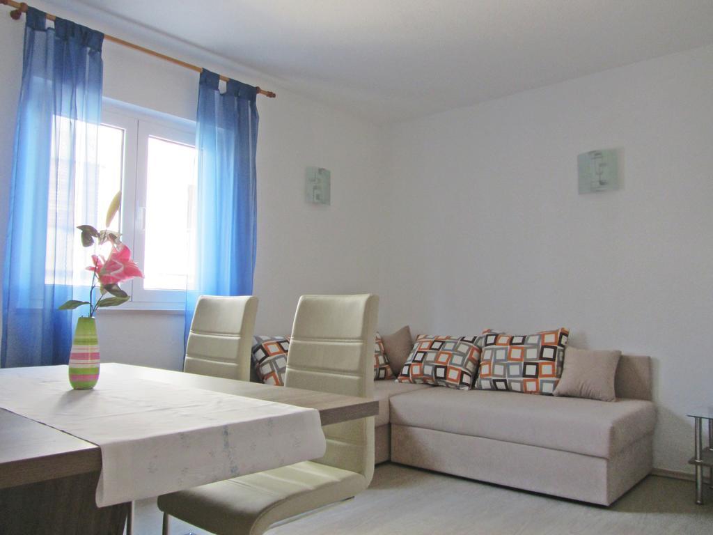 Apartmani Bozic Stobreč Eksteriør bilde