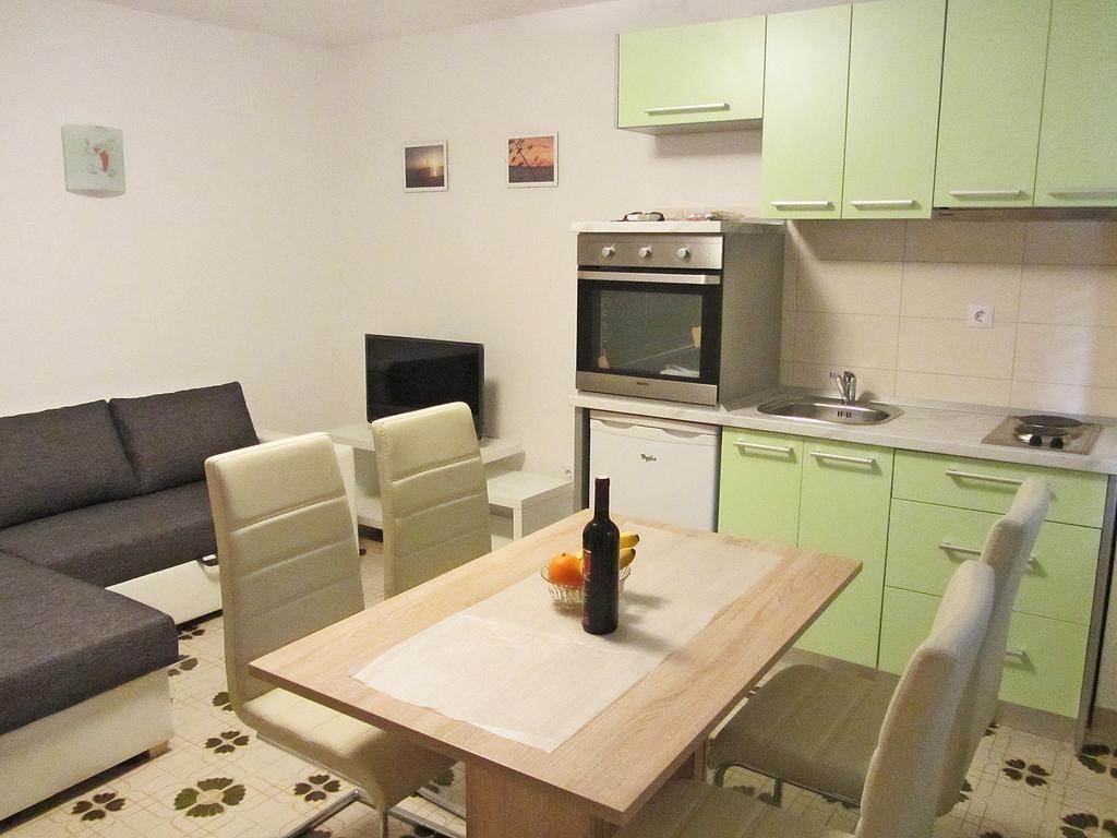 Apartmani Bozic Stobreč Eksteriør bilde
